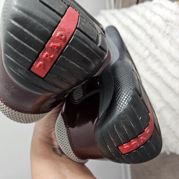 Prada Men's Colorblock Burgundy Shoes - Picture 12 of 15